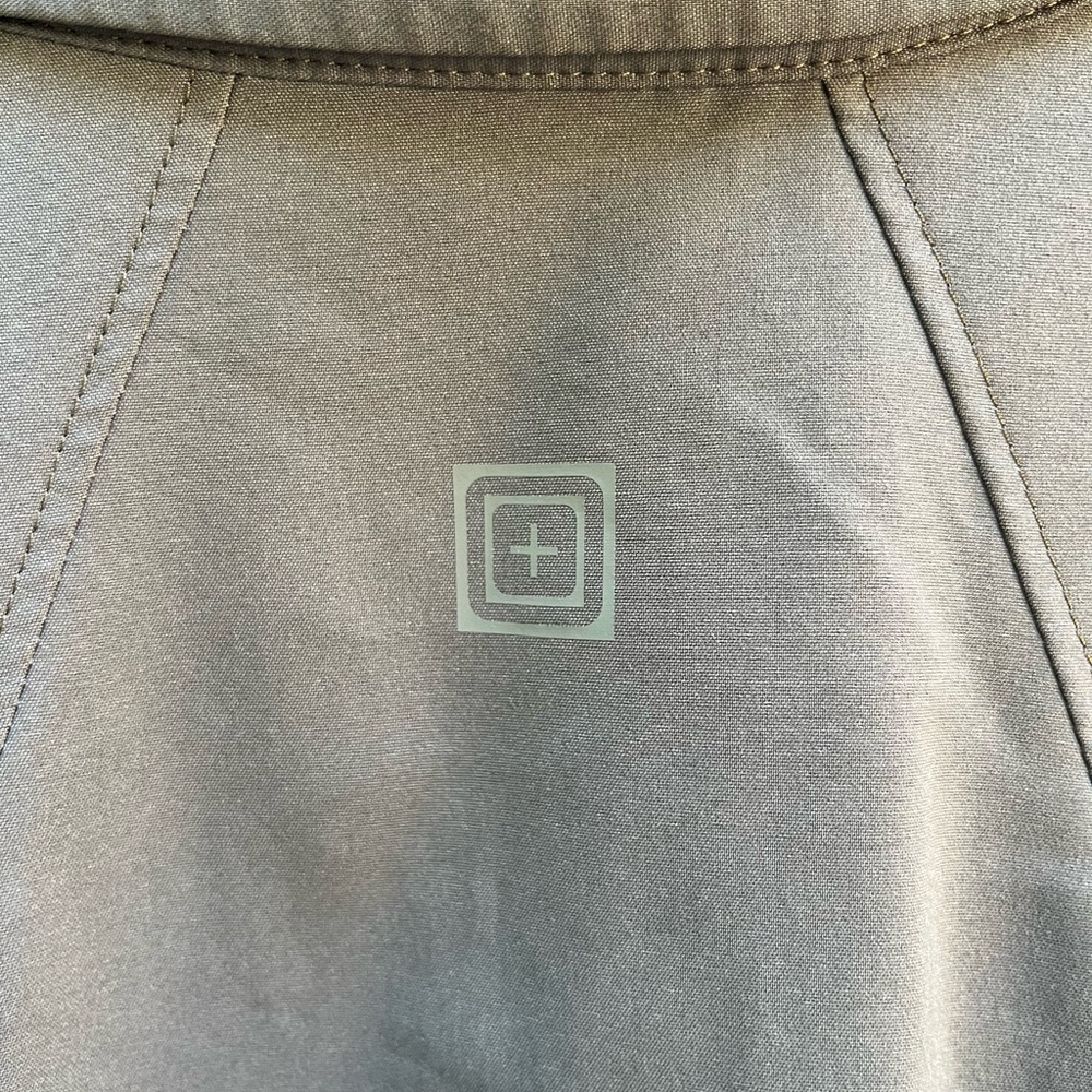 5.11 Tactical Women’s Button Down Shirt - Picture 6 of 6